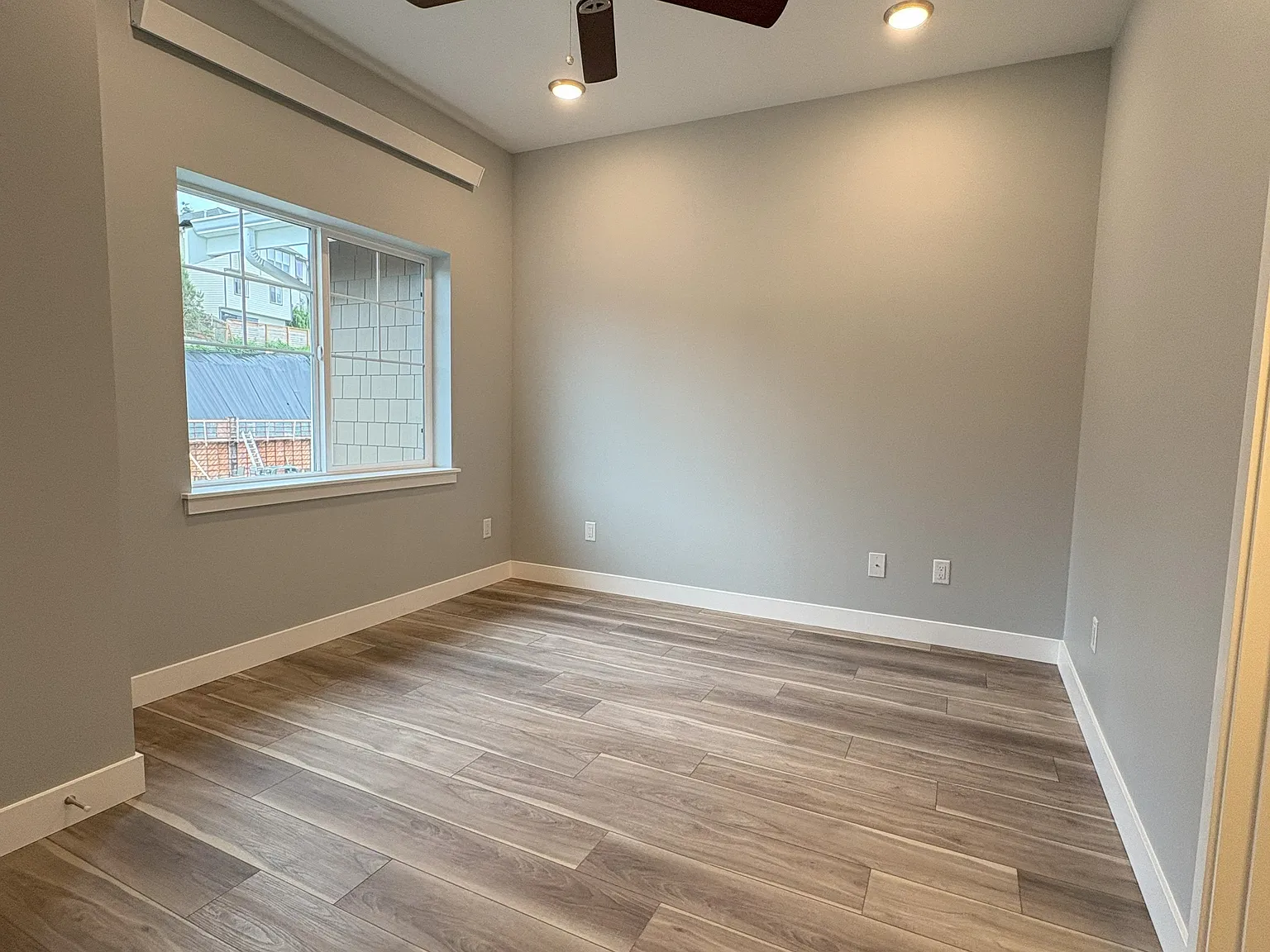 3 bed, 2.5 bath, 1751 sqft, $3,250 — Photo 4