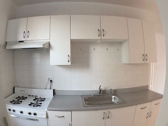 3rd image of 2128 77th St #2