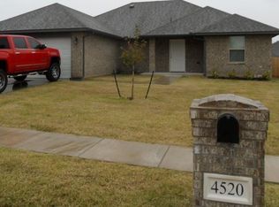 4520 Oasis Ct, Yukon, OK 73099