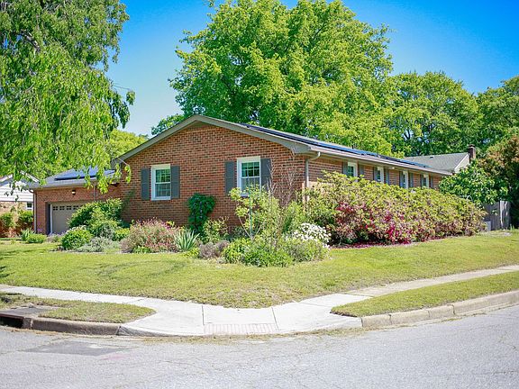 2nd image of 6800 Woodridge Dr