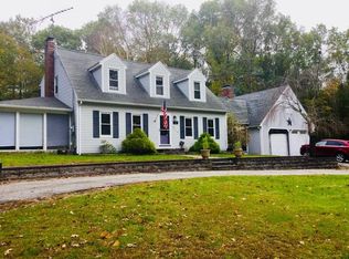 348 Dudley Oxford Rd, Dudley, MA 01571