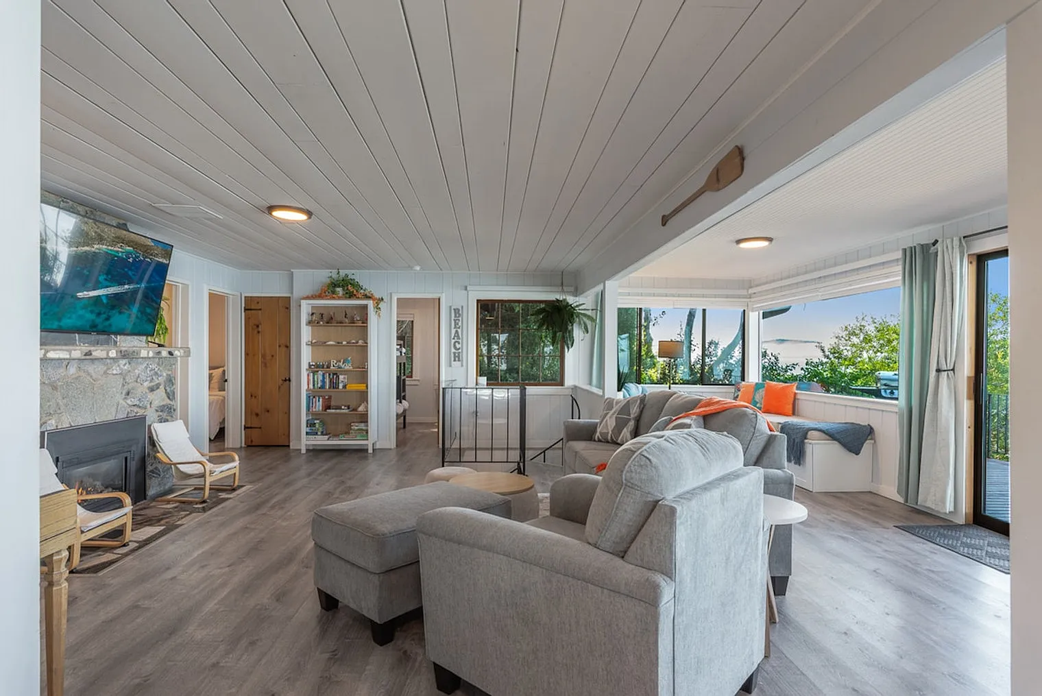 3 bed, 1.0 bath, $7,725 — Photo 3