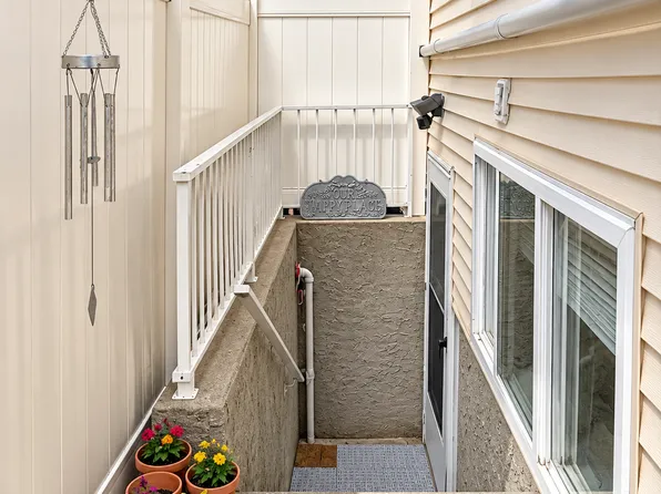 16 Ralph Ave #Basement, Staten Island, NY 10312