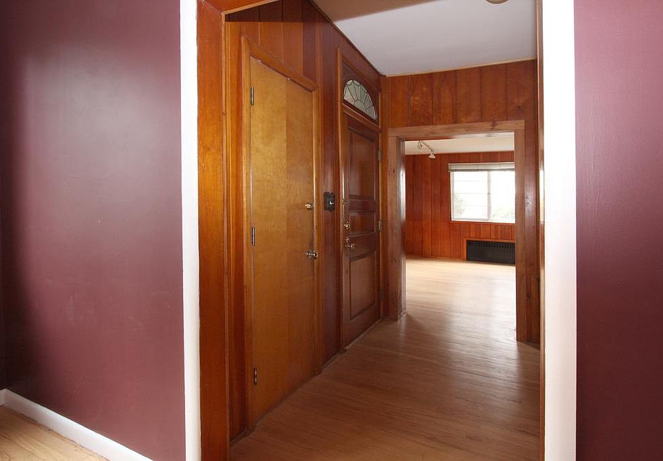 1/2 bath; Entry Door; Living Room Backround