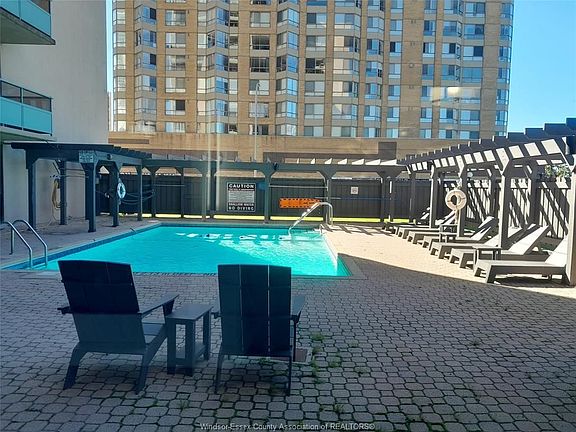 3rd image of 111 Riverside Dr W #110