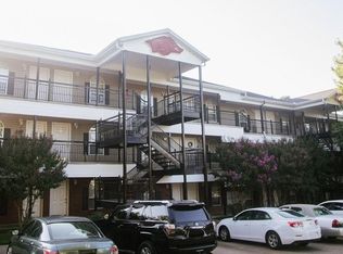 915 N Lindell Ave #4, Fayetteville, AR 72701