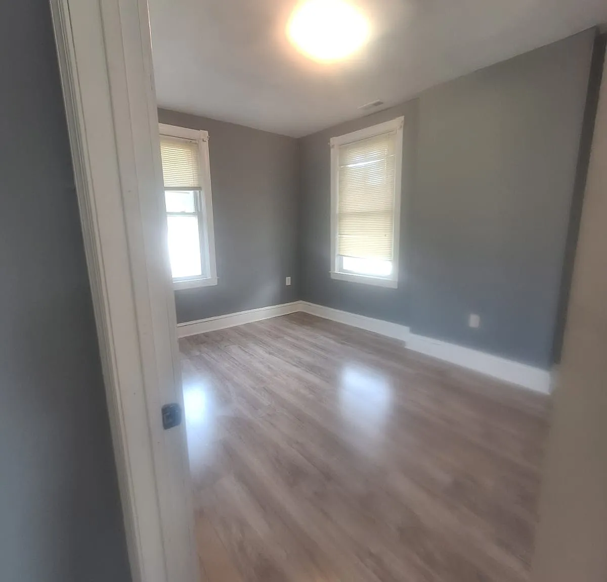 4 bed, 1200 sqft, $2,000 — Photo 2