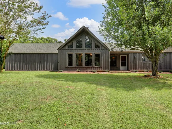 14930 Strickland Rd, Byhalia, MS 38611