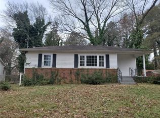 2708 Oldknow Dr NW, Atlanta, GA 30318