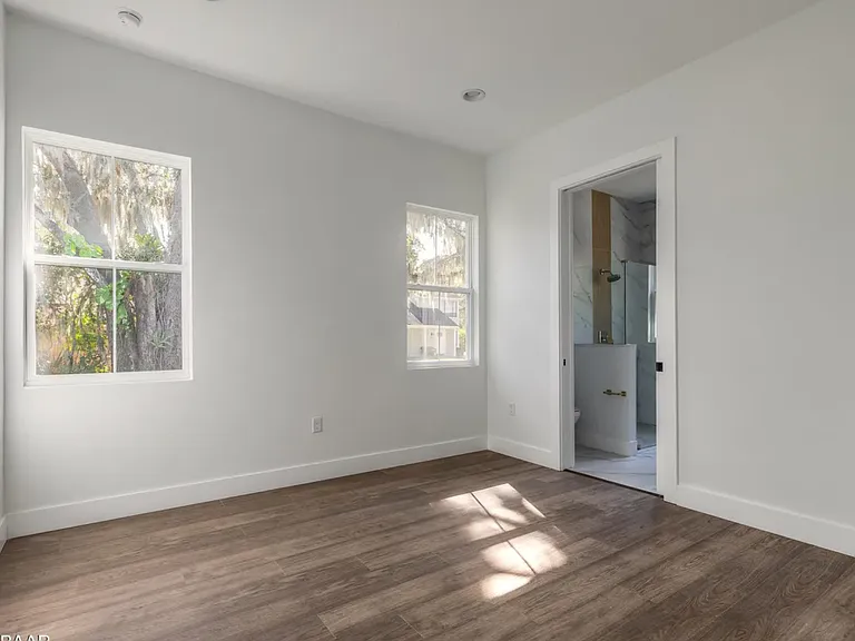 618 N Duss St #1 — Photo 24