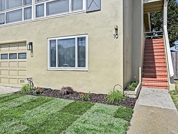 4th image of 10 Westcliff Ct