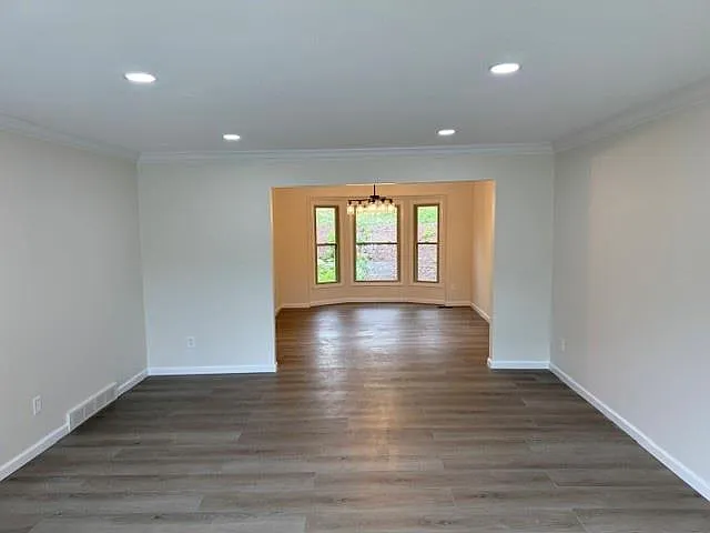 650 Deerfield Ct — Photo 12