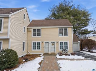 54 Rope Ferry Rd UNIT C42, Waterford, CT 06385