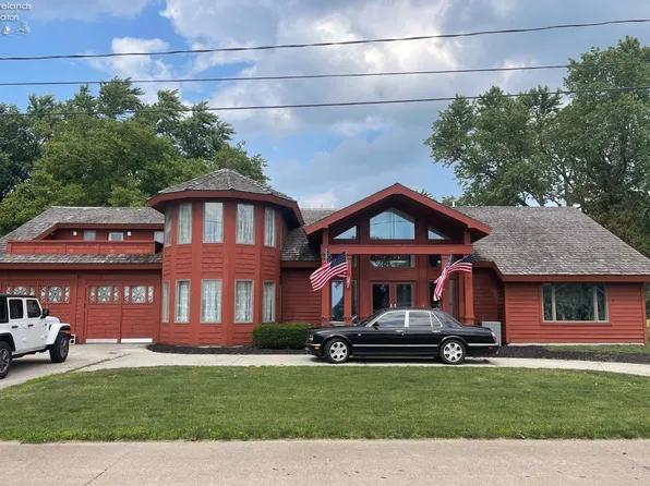 1614 Willow Dr, Sandusky, OH 44870