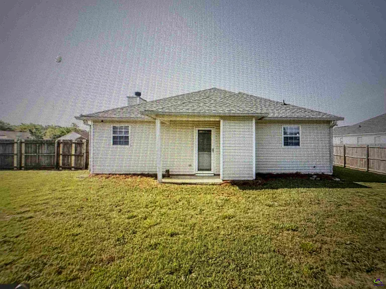 100 Wynfield Ln — Photo 12
