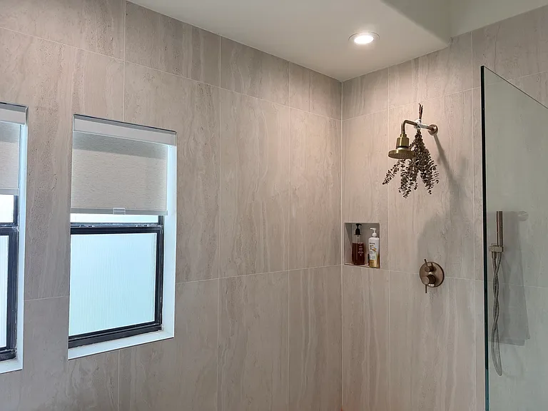The 3rd-floor master bedroom's bathroom.