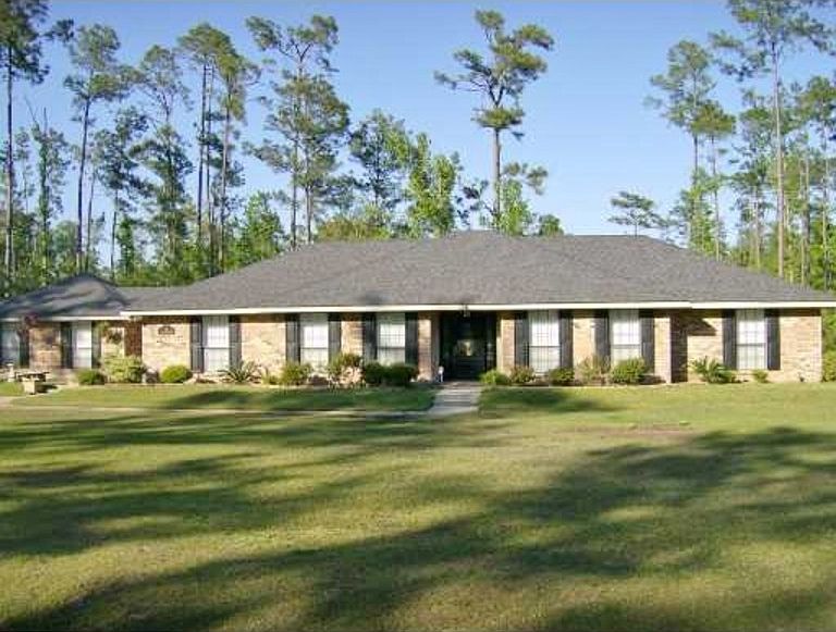 1st image of 106 Athene Dr