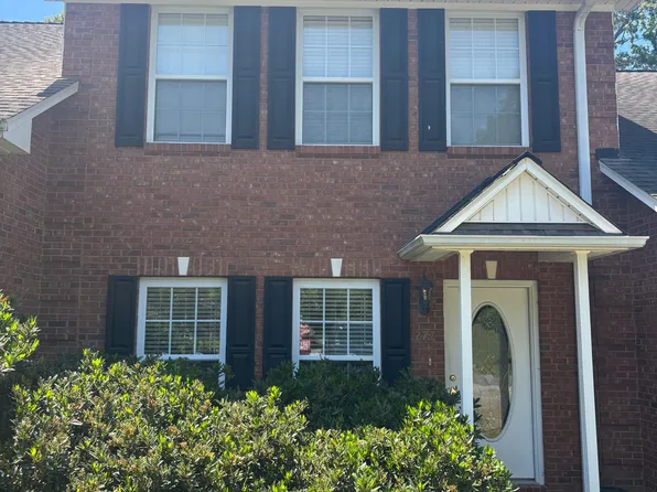 277 N Oak Ave, Landrum, SC 29356