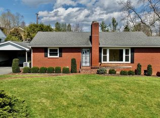 405 Alderson St, Lewisburg, WV