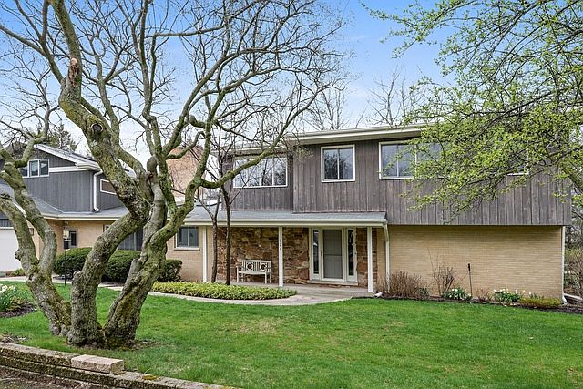1st image of 324 Prospect Ave
