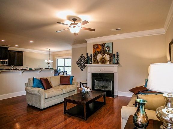 4th image of 177 Cypress Cove Ct