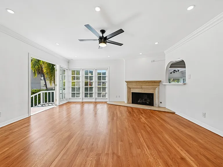 11688 Bellagio RD — Photo 7
