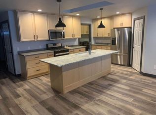 1848 Mountain Ash Ln, Little Chute, WI 54140