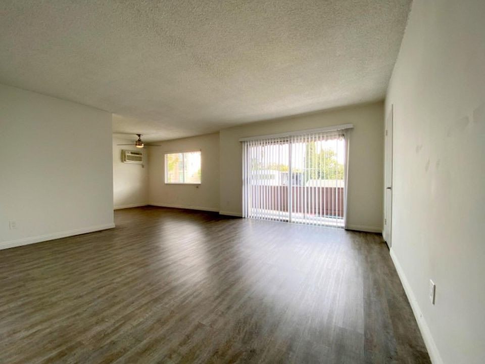 1st image of 10743 Palms Blvd #5