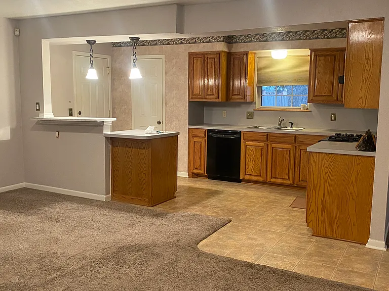 3512 Fairway Blvd — Photo 3