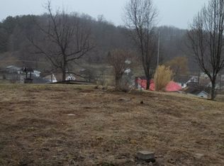 235 Powderhouse Rd, North Tazewell, VA 24630