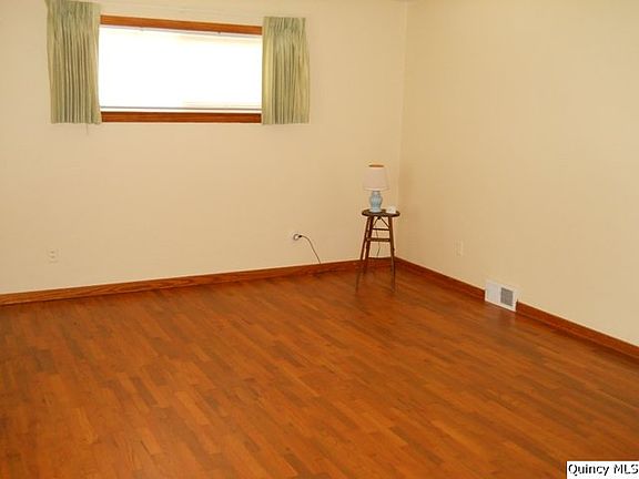 Home for Sale in Quincy, IL $114,900