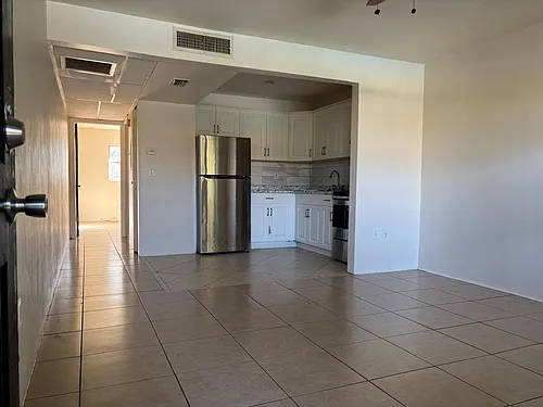 2500 Harn Blvd Photo 1
