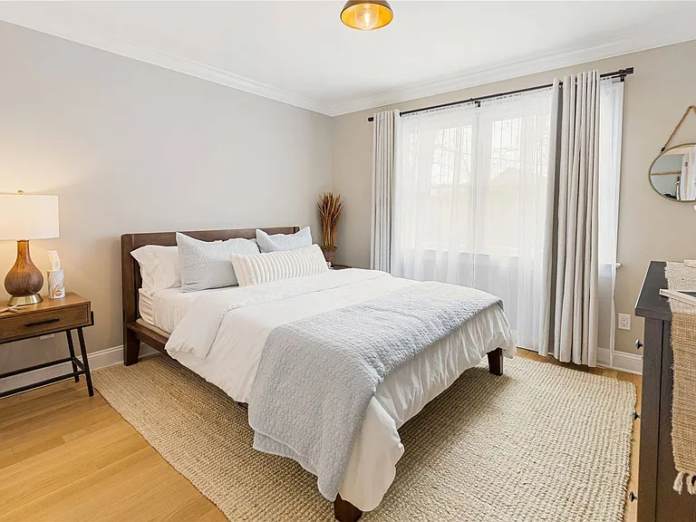 29 Missapoque Ave — Photo 11
