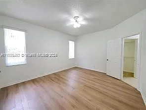 3704 Woodfield Ct — Photo 10