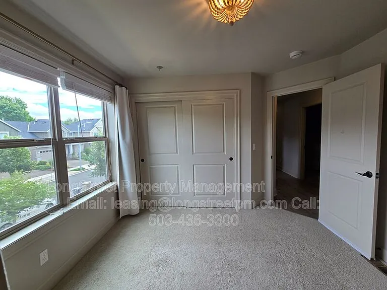3338 SE Summerfield Dr — Photo 2