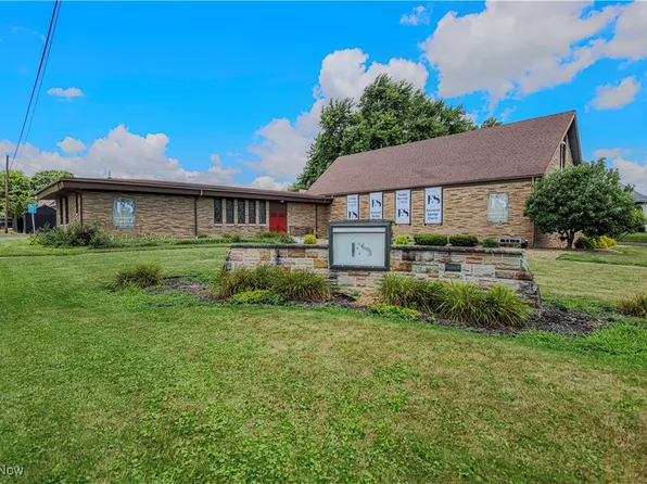 139 Roosevelt Ave, Waynesburg, OH 44688