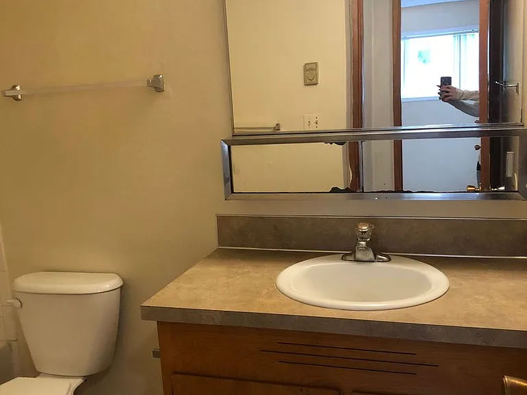 1893 Garden Ave #16 — Photo 9