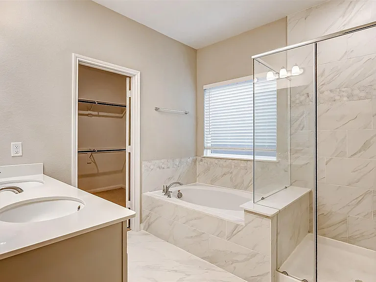 2165 Woodland Pine Dr — Photo 38