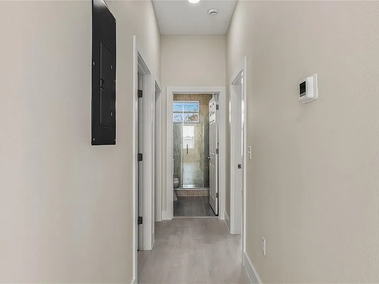 6976 Belltree Ct — Photo 14