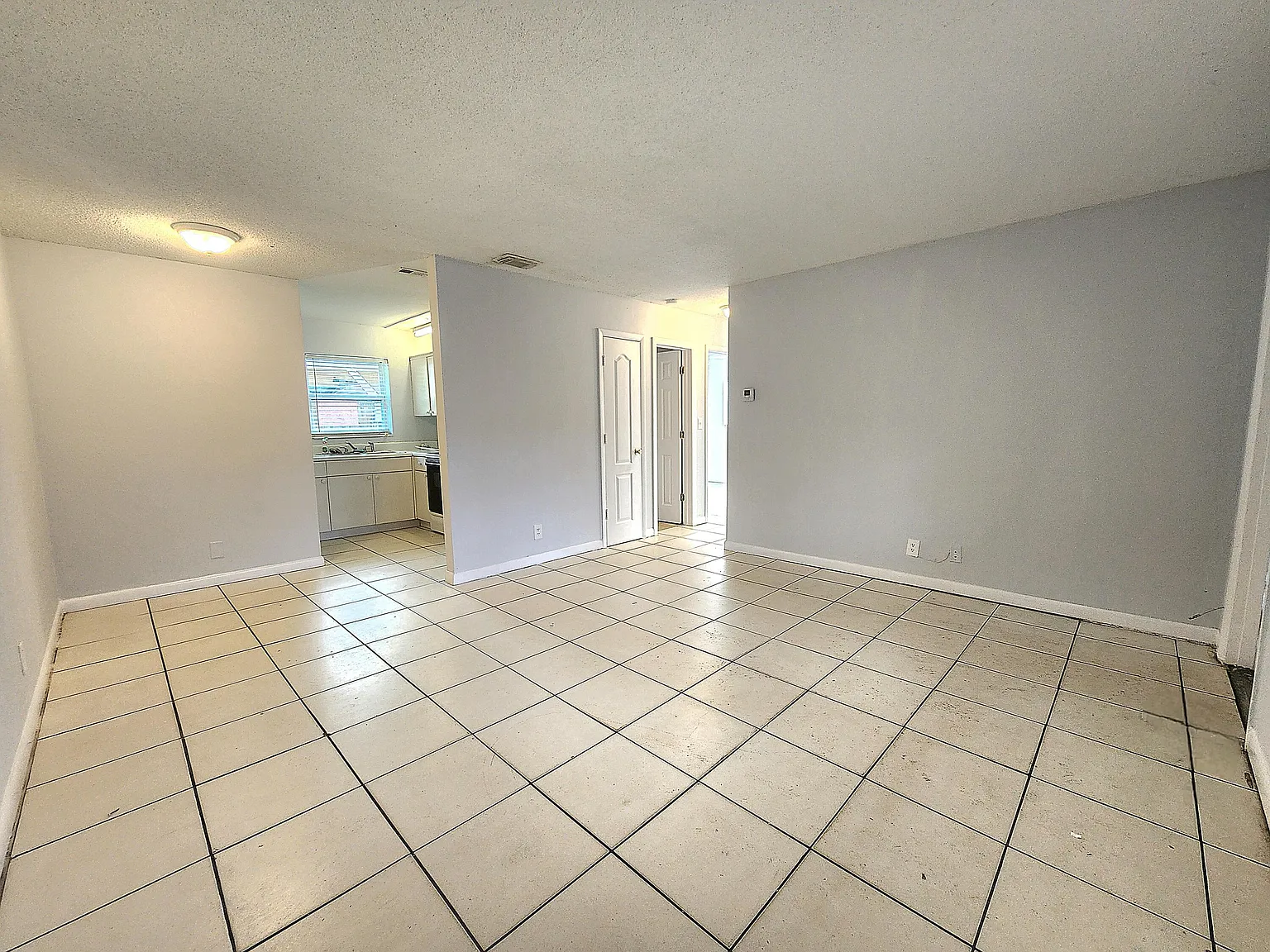 2 bed, 1.0 bath, 1540 sqft, $1,675 — Photo 4