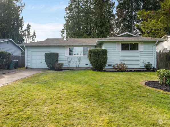 8906 Emerson Place, Everett, WA 98208