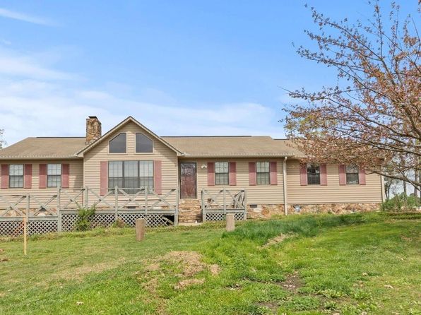 1667 Davis Rd, Albertville, AL 35951