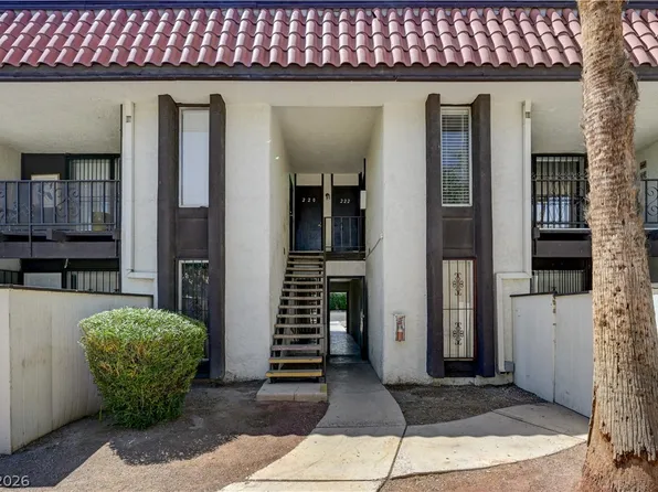 1405 Vegas Valley Dr APT 222, Winchester, NV 89169