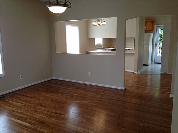 2nd image of 213 6th St