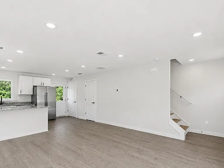 244 S Caldwell Ave #244 — Photo 13