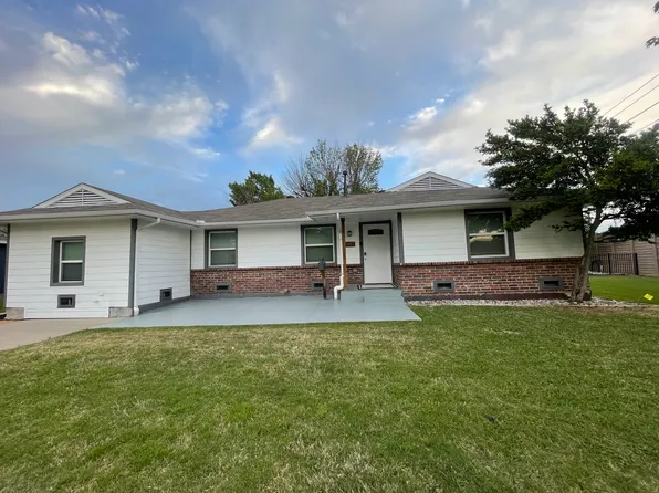 1417 Hill St, Grapevine, TX 76051