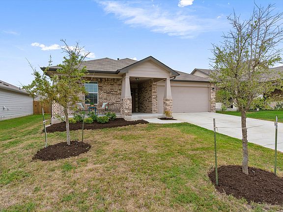 3rd image of 117 Stellamar Dr