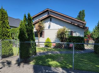 5936 34th Ave SW, Seattle, WA 98126