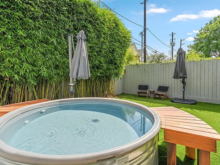 804 Aurora St — Photo 24