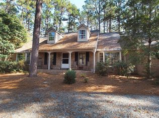 285 Lake Dornoch Dr, Pinehurst, NC 28374